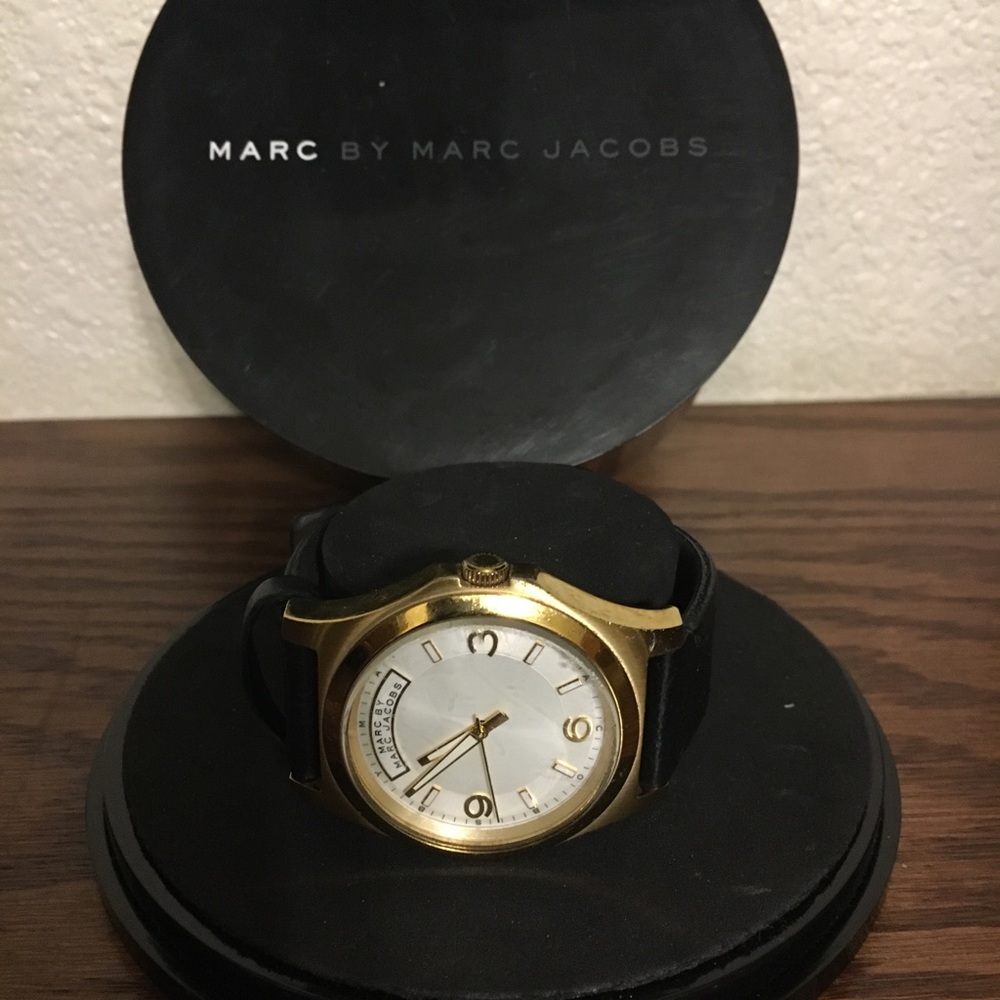 Marc Jacobs Gold Watch – White Dial with Gold Number – Leather Band – Original